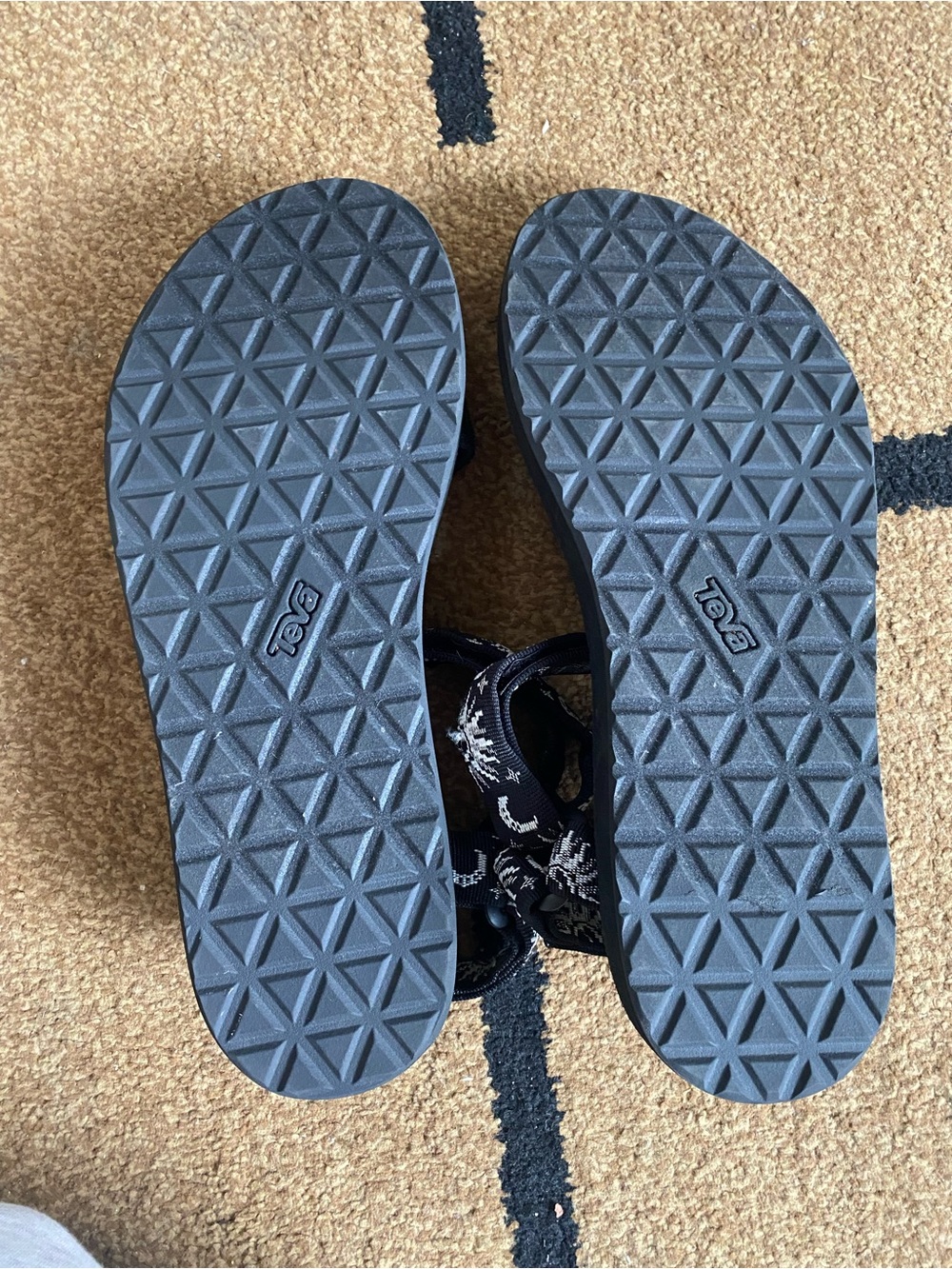 Teva Black Sandals with White Celestial Patterned Straps - Picture 3 of 8